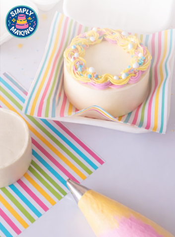 Different Ways to Transport a Cake